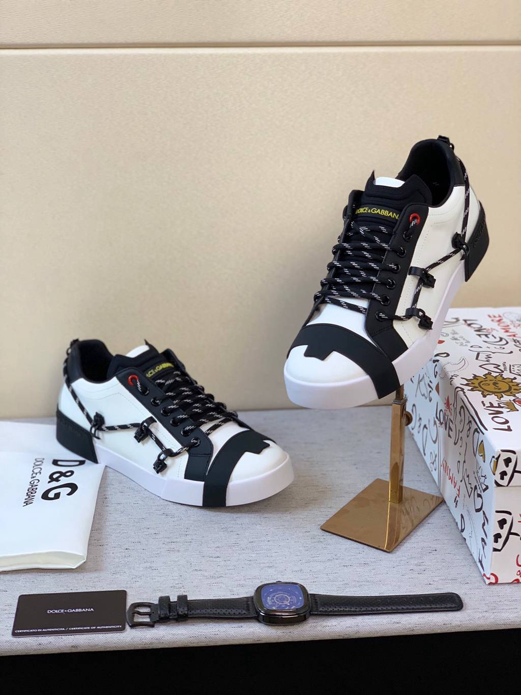 D*G sneaker